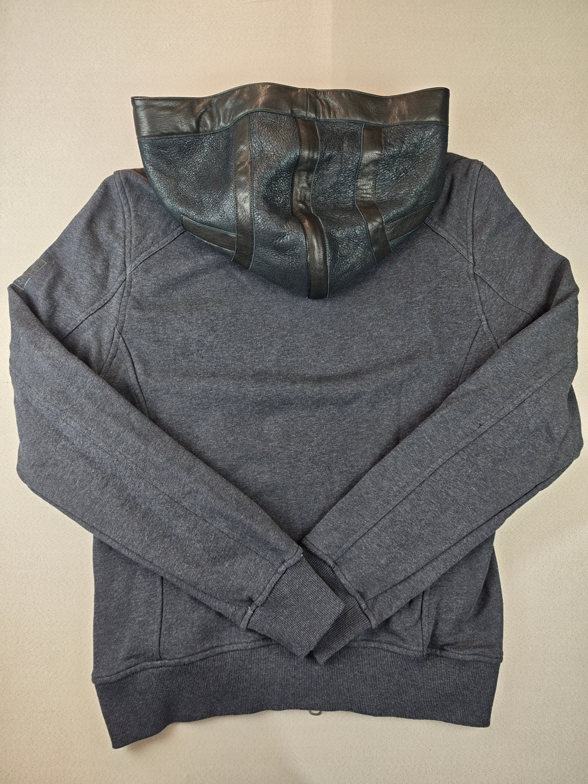Besttaf fermuarlı kapşonlu sweatshirt m beden