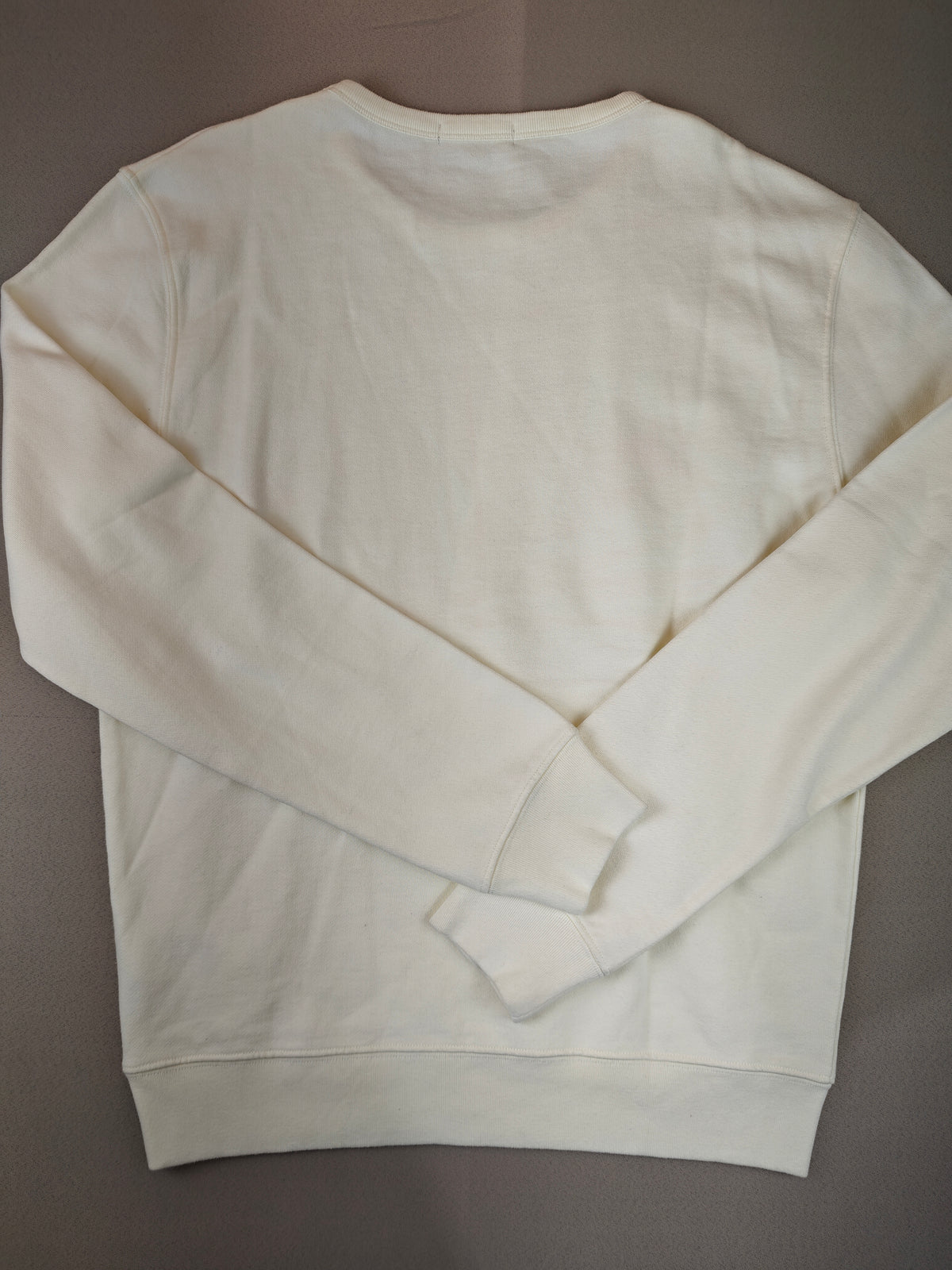 Gant sweatshirt L beden