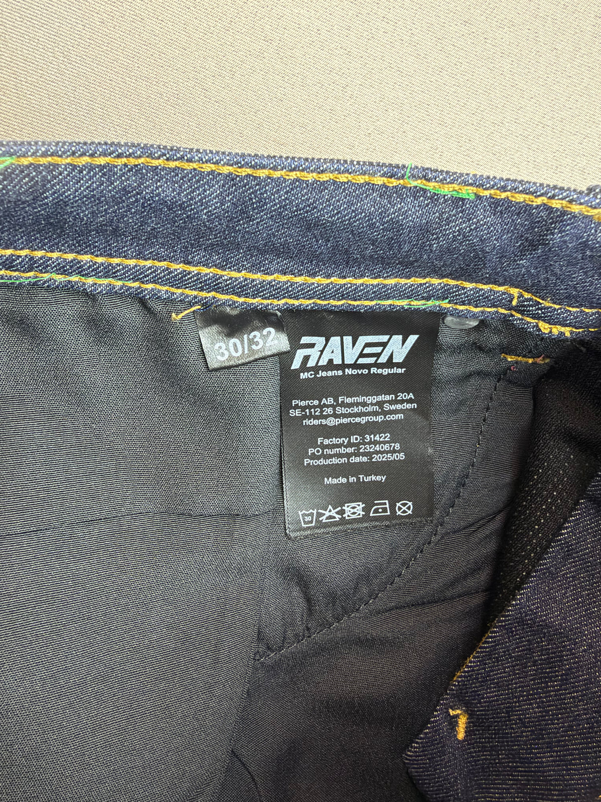 Raven jeans 32 beden