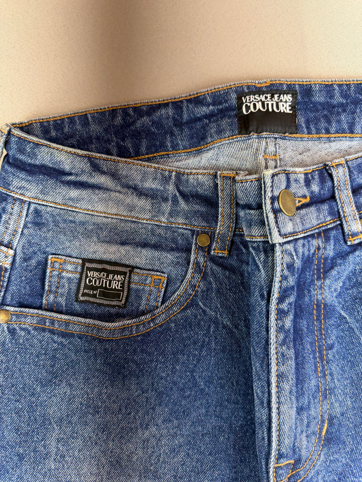 VERSACE JEANS
COUTURE jeans 31 beden