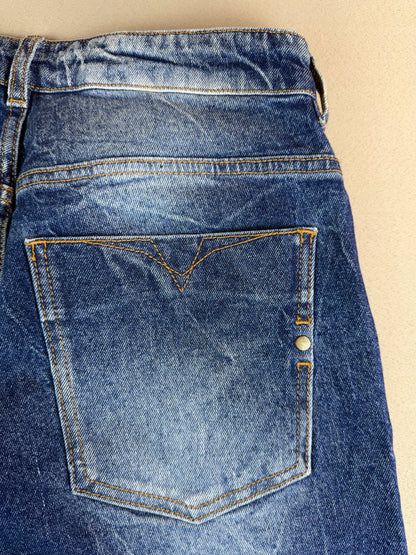 VERSACE JEANS
COUTURE jeans 31 beden
