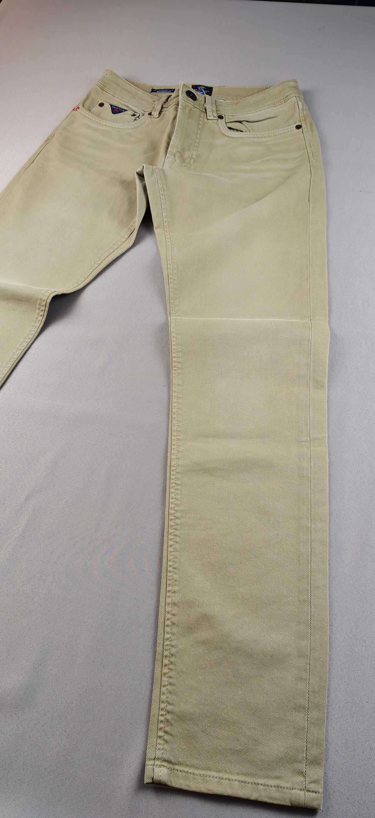New Zelanda  jeans 29 beden