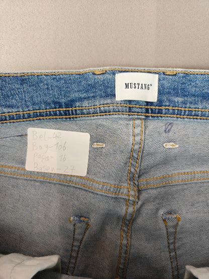 Mustang Jean 32 beden
