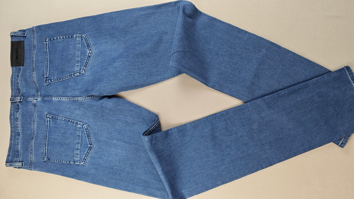 Boss jeans 33 beden
