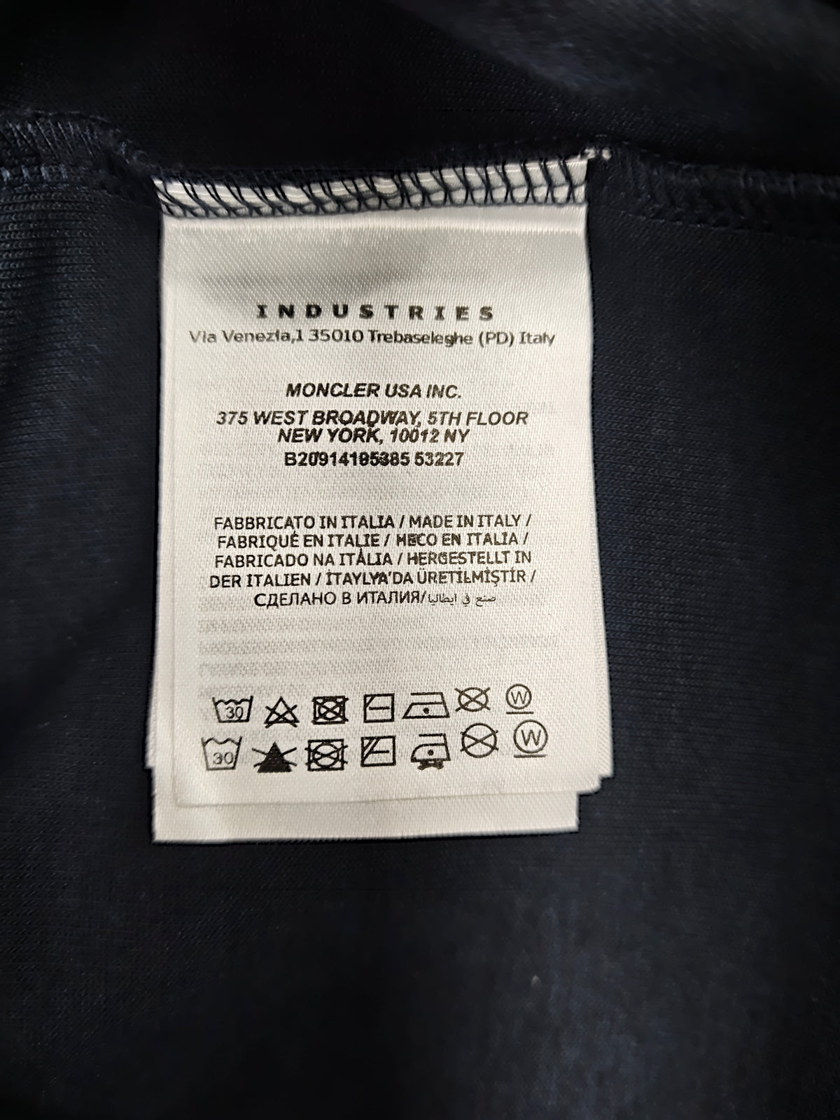 Moncler XXL beden