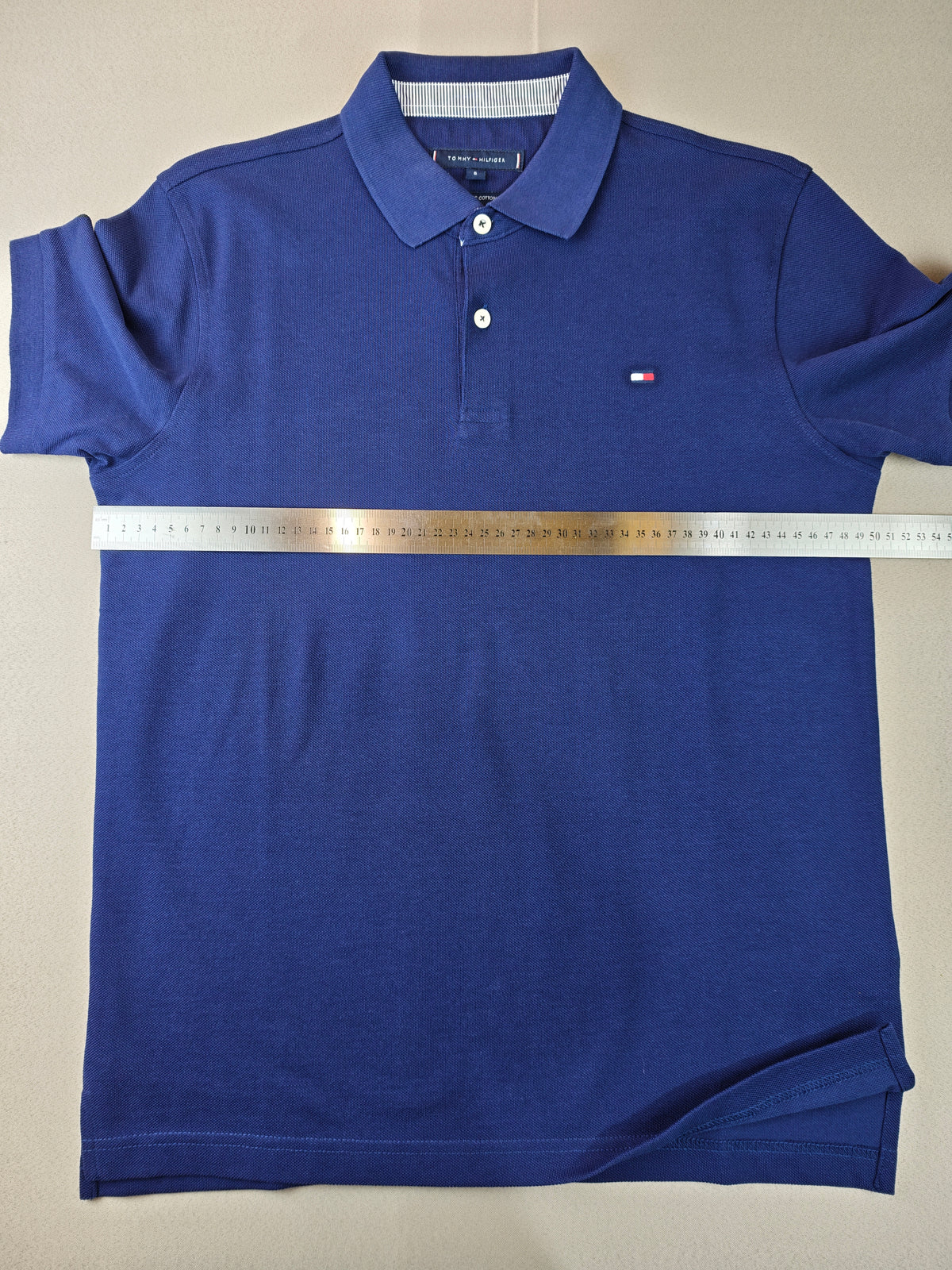 Tommy Hilfiger s beden