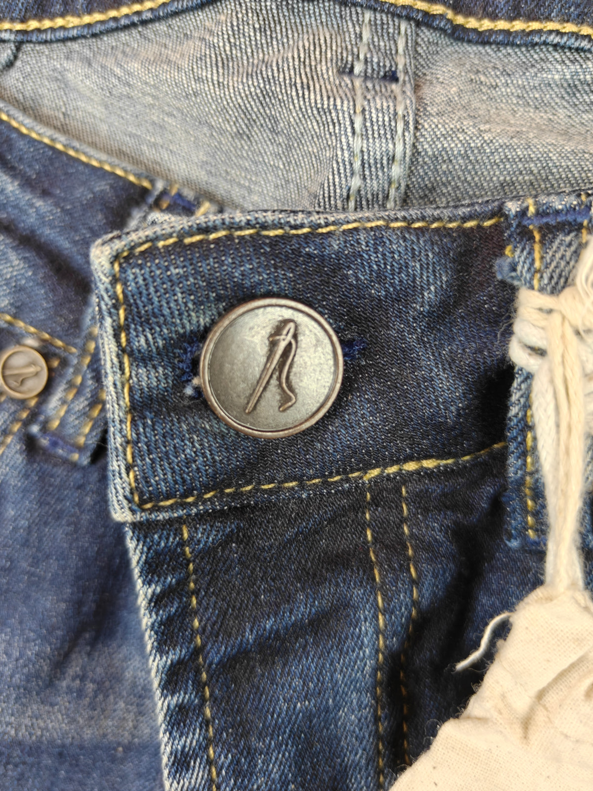 Goldgarn jeans 31 beden