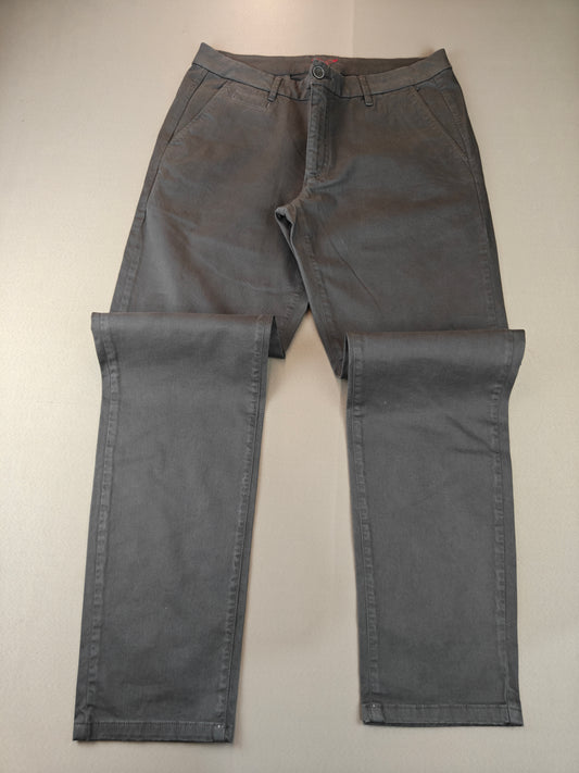 Numune jeans 33 beden