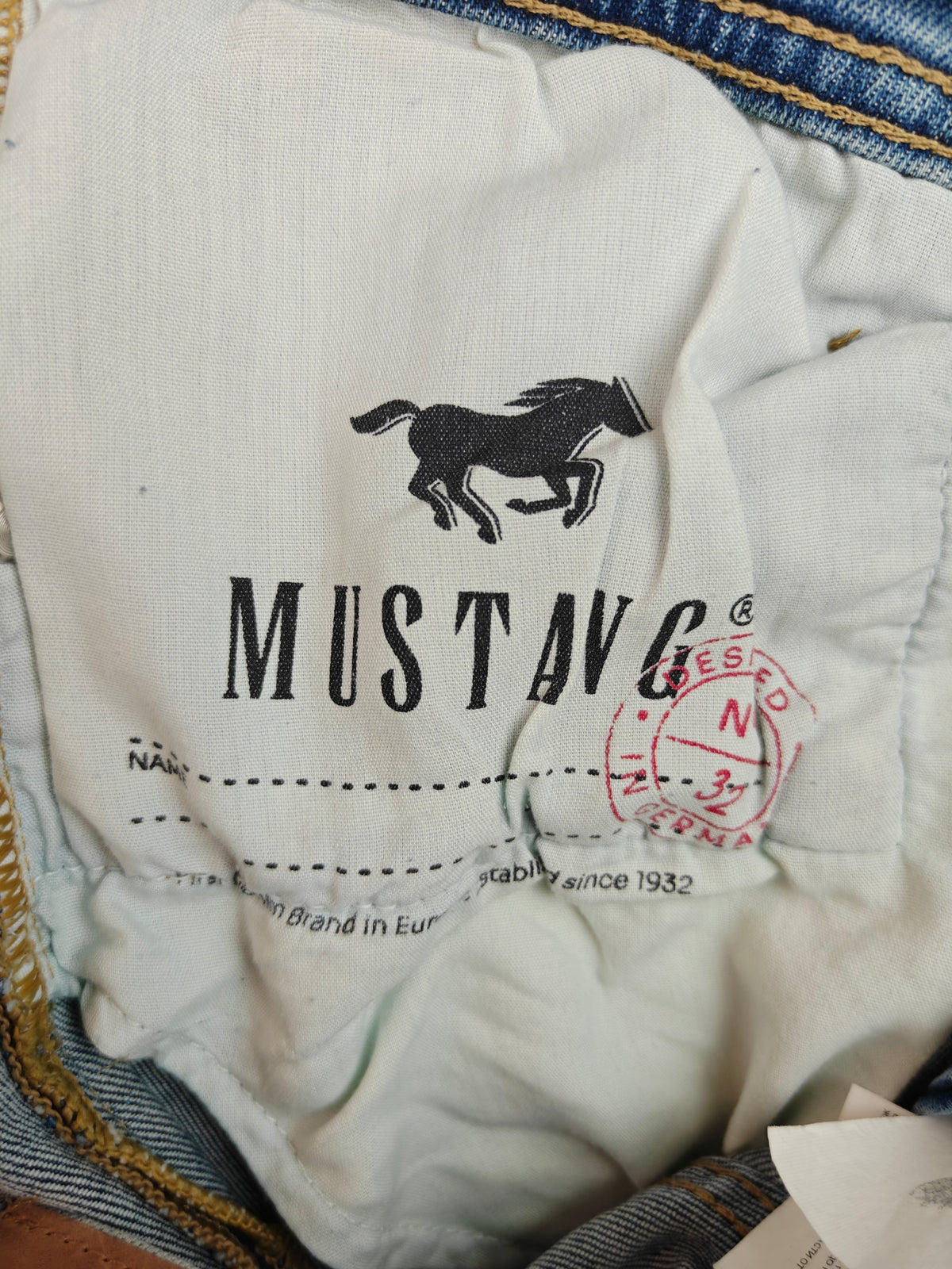 Mustang Jean 32 beden
