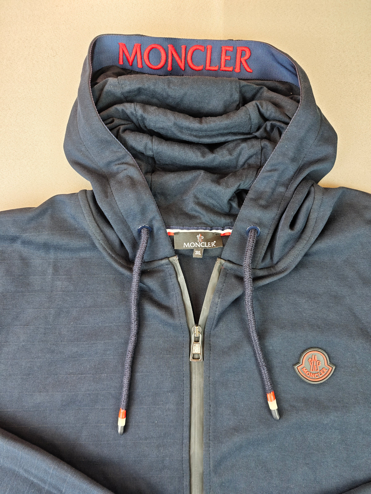 Moncler XXL beden