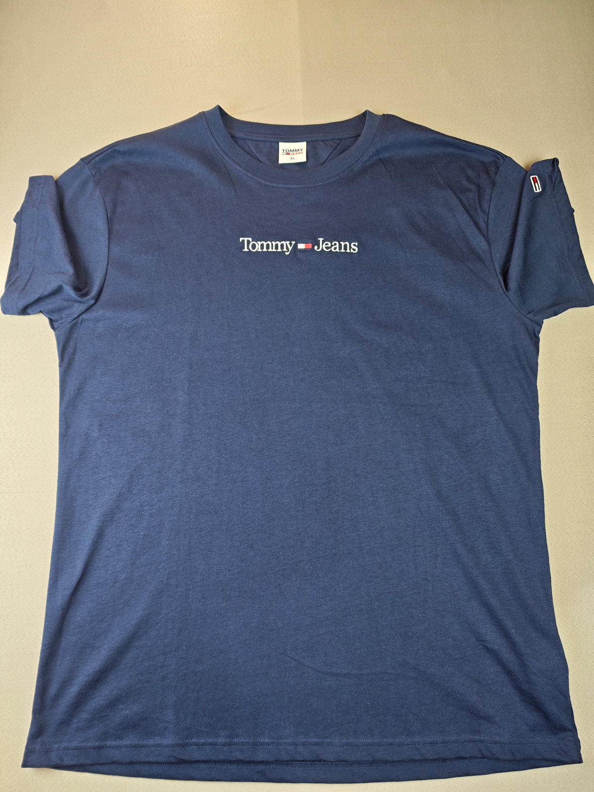 Tommy Hilfiger tişört xL beden
