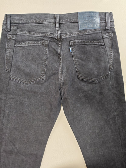 Levi's jeans numune 32  BEDEN