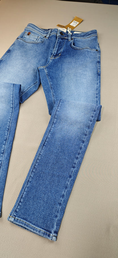 Clean cut denim