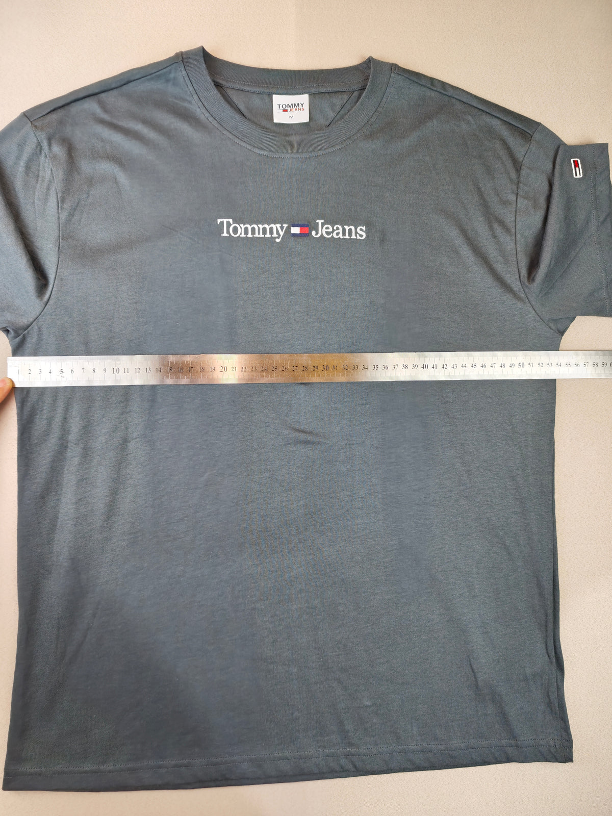 Tommy Hilfiger tişört L beden