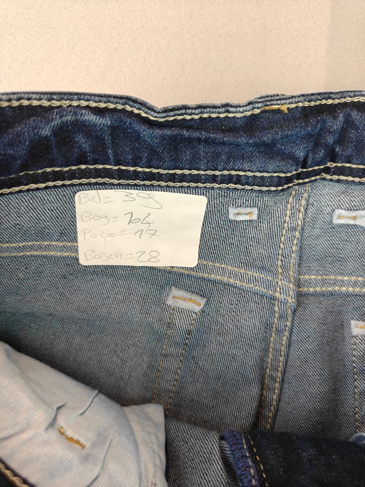 Numune galiba jeans 30 BEDEN