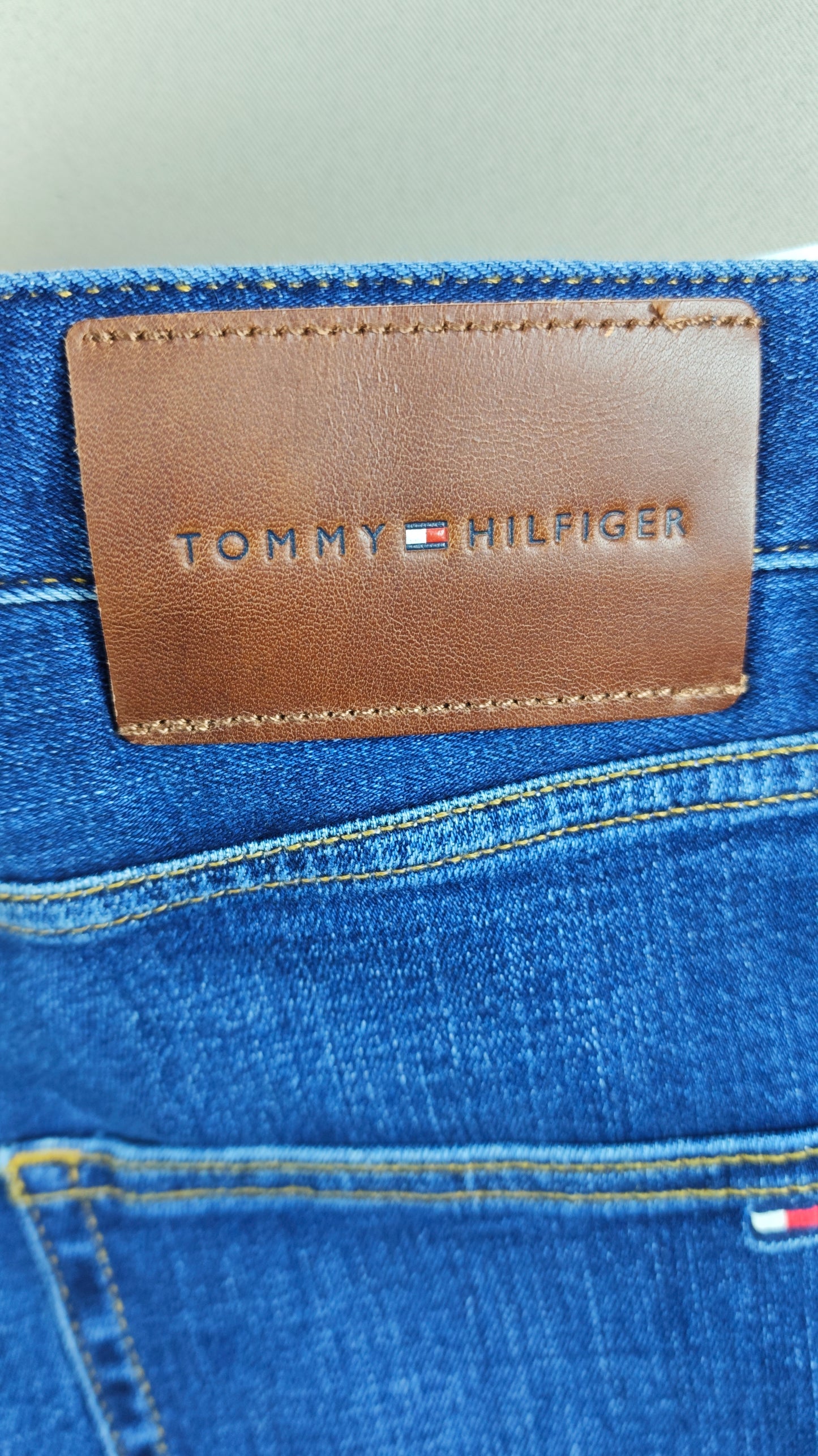 Tommy Hilfiger jeans 33 beden