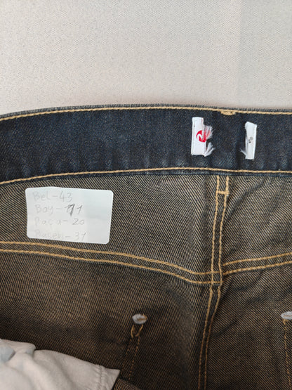 Numune jeans 33 beden