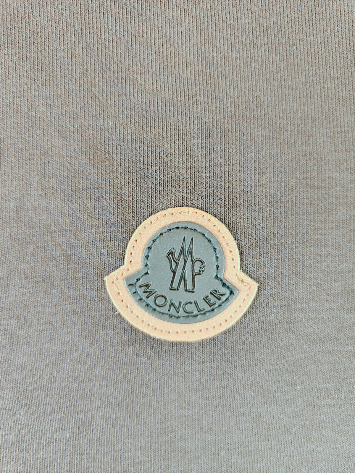 Moncler siwitşört L beden