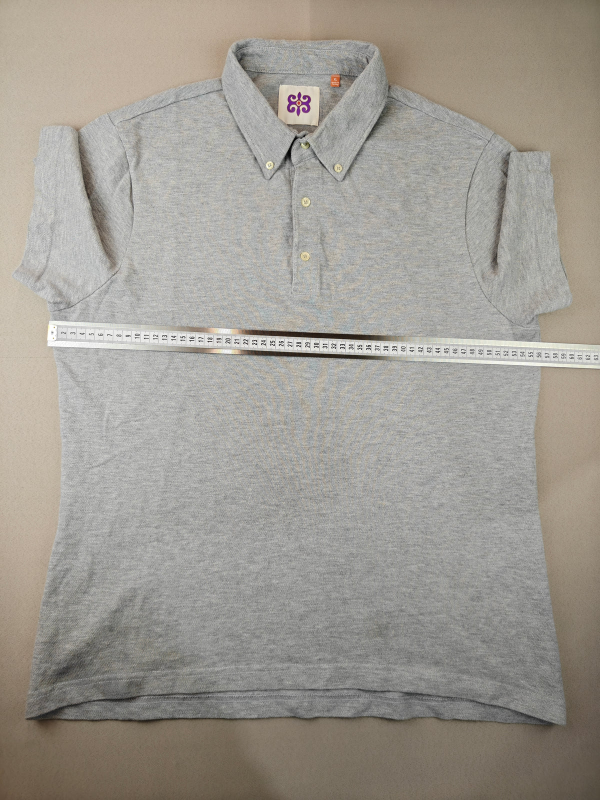 Numune Polo yaka t-shirt L beden
