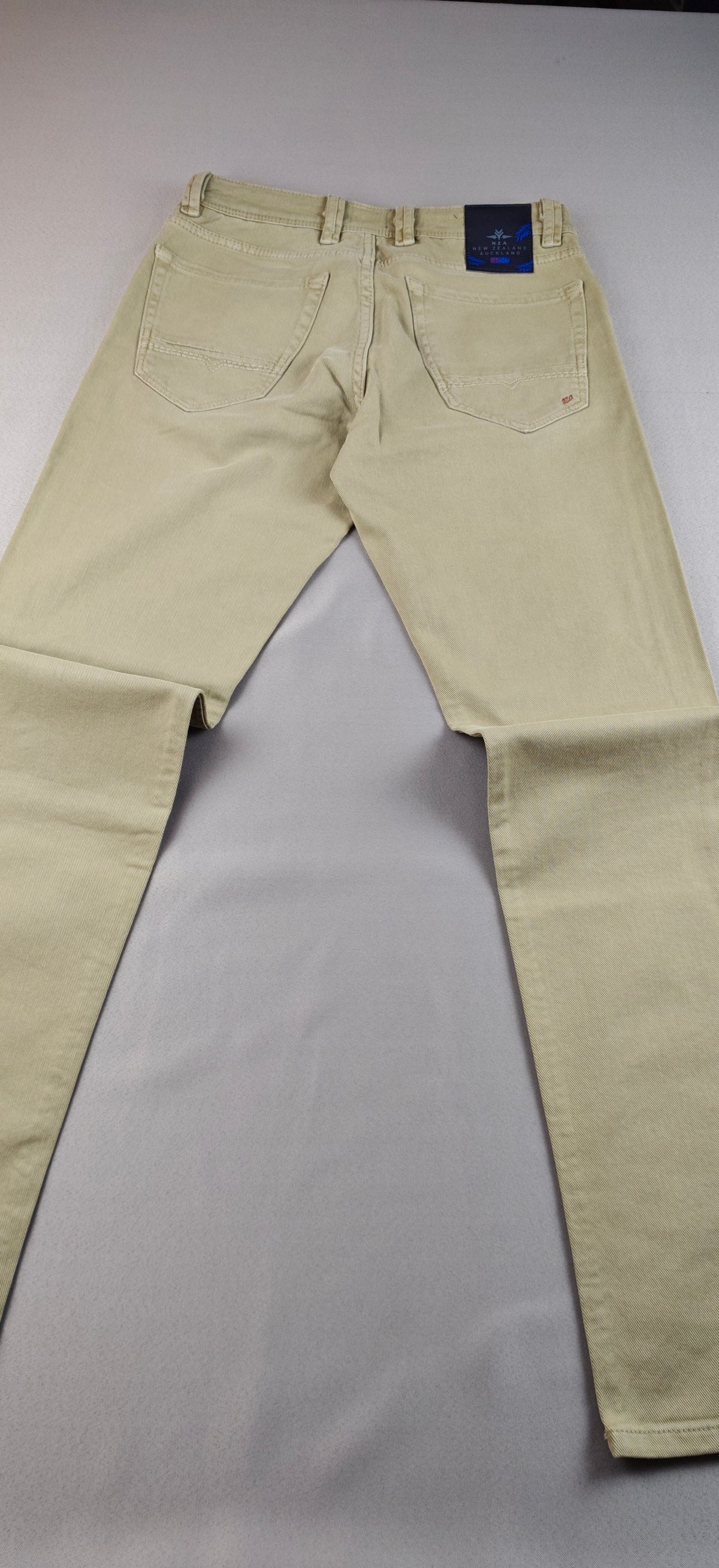 New Zelanda  jeans 29 beden