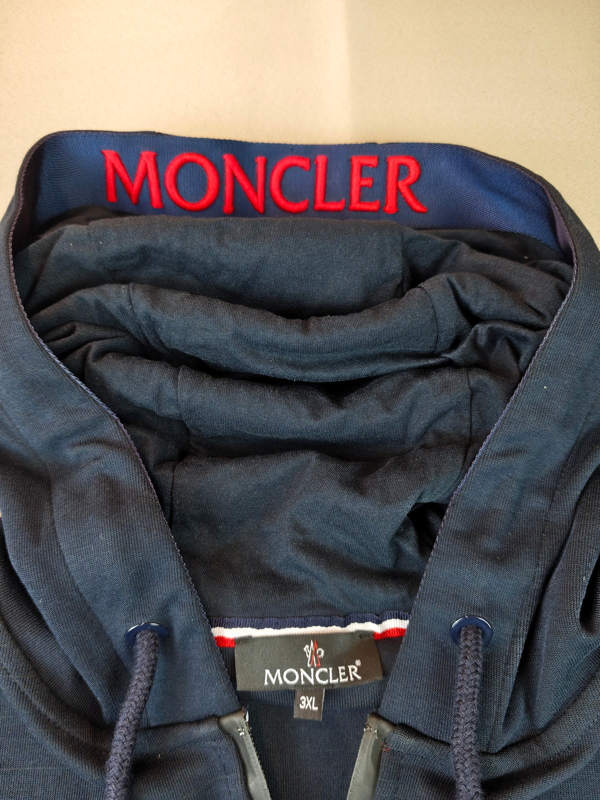 Moncler XXL beden