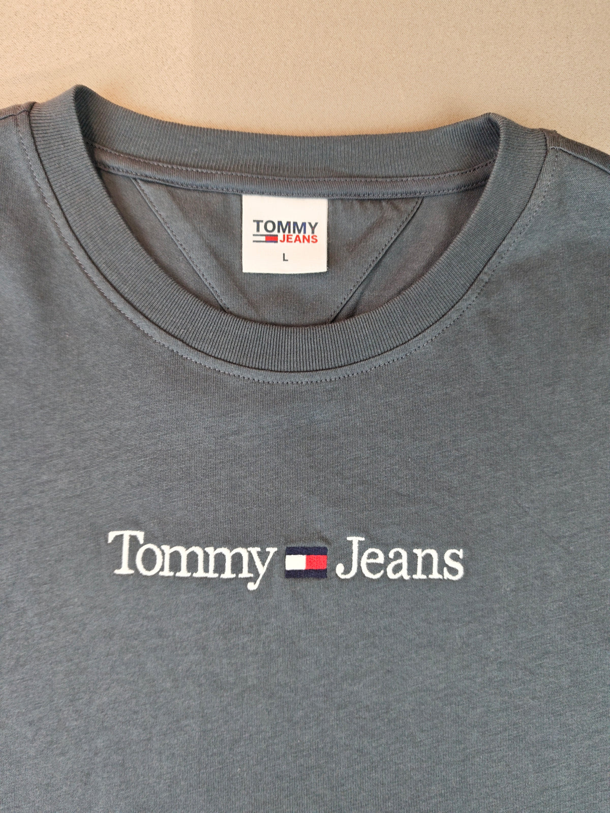 Tommy Hilfiger tişört xL beden